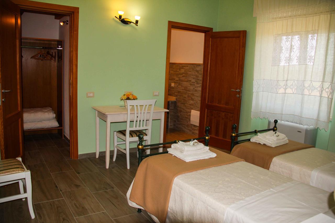Antas Bed & Breakfast Padria Luaran gambar