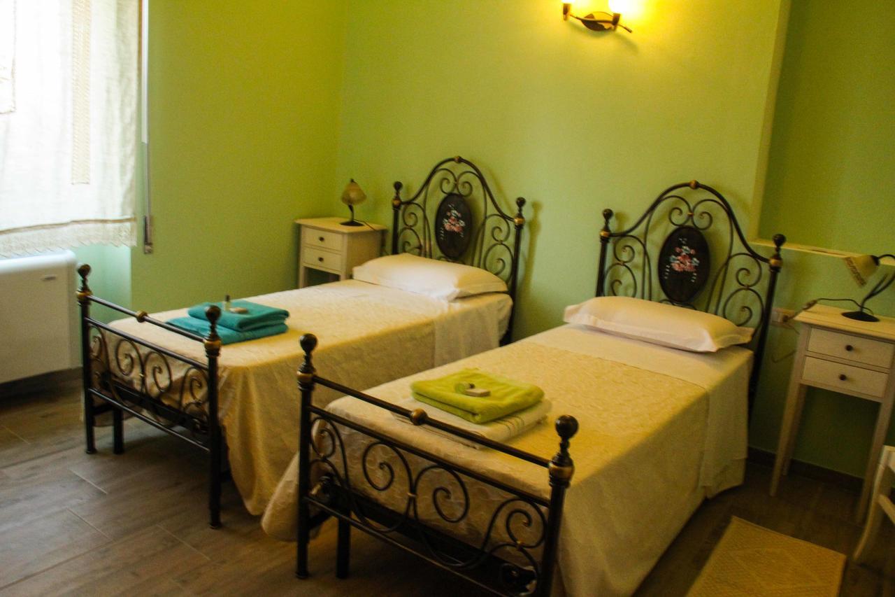Antas Bed & Breakfast Padria Luaran gambar
